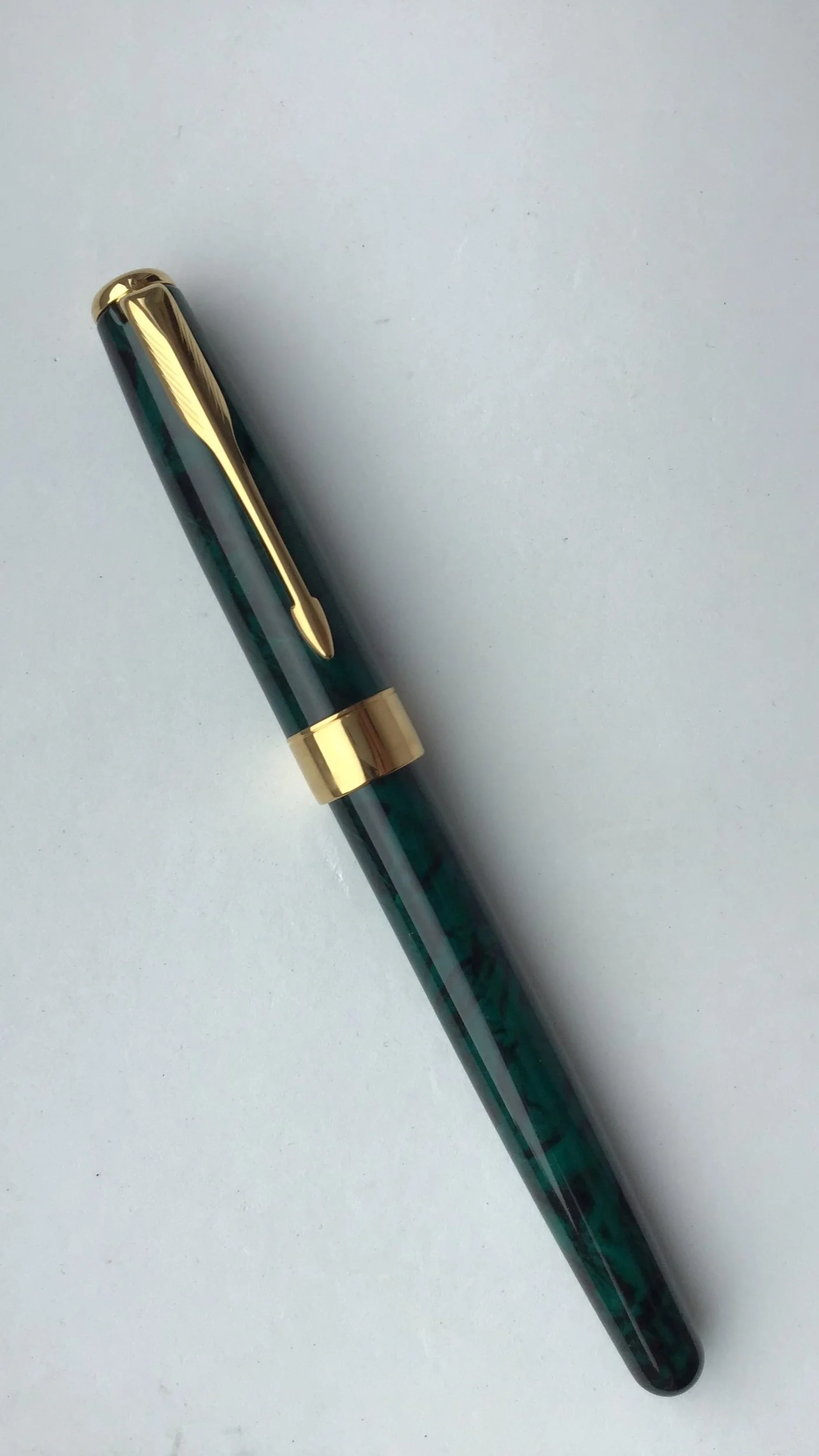 Parker Sonnet Green Lacque Fountain Pen — Global Pens UK